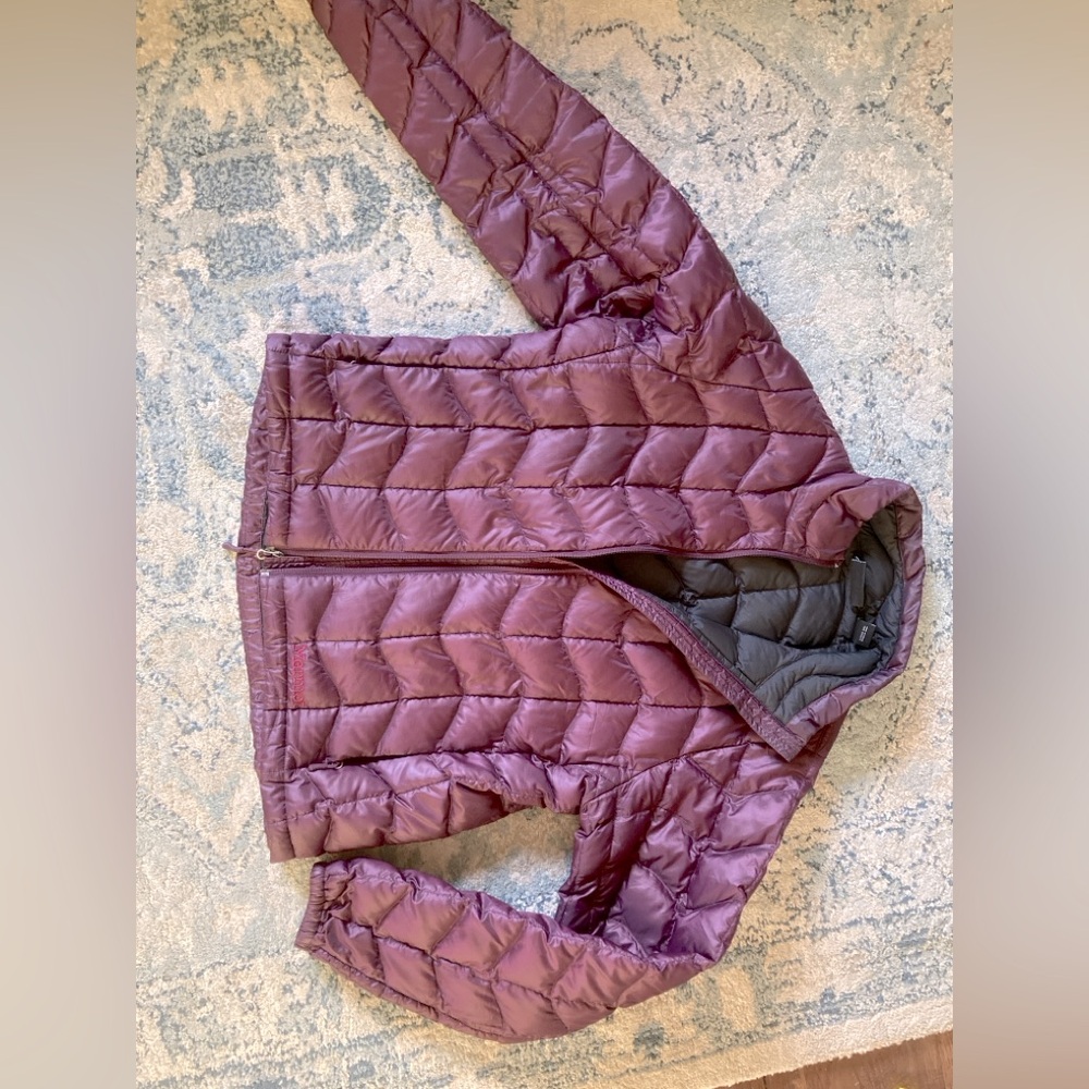Marmot 800 fill womens down coat